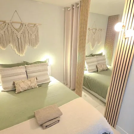 Апартаменты Cosy, 2 Pieces, Clim, Parking Privee, Equipe, Face Au Port De Santa Lucia Сен-Рафаэль